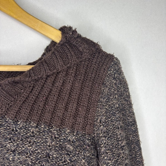 Decree Women’s Brown Cropped Hooded Button Up Knit Sweater Size Large - Picture 3 of 5
